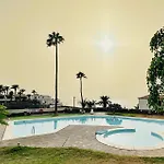 Beautiful With Sea View, Terrace And Pool