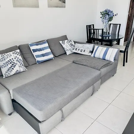 Apartment Beautiful With Sea View, Terrace And Pool *