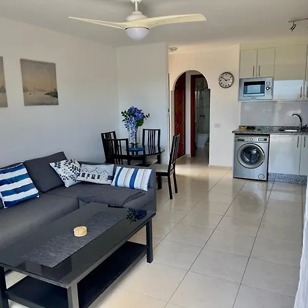 Beautiful With Sea View, Terrace And Pool