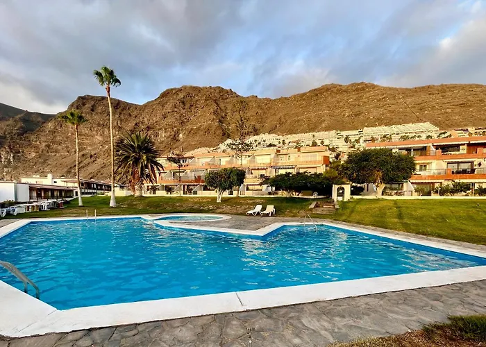 아파트 Beautiful With Sea View, Terrace And Pool *