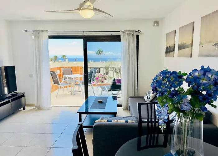 Beautiful With Sea View, Terrace And Pool *