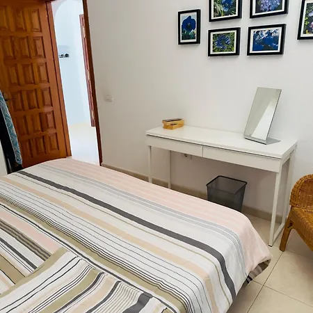 Beautiful With Sea View, Terrace And Pool